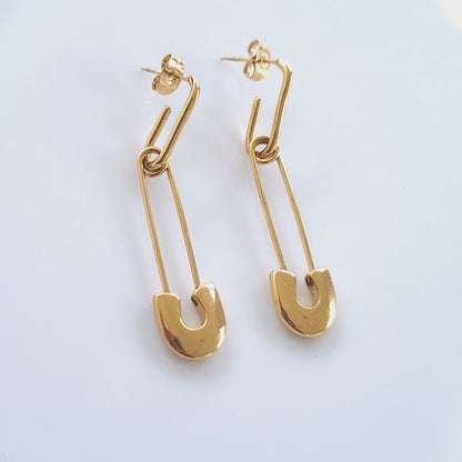 Safety pin earring