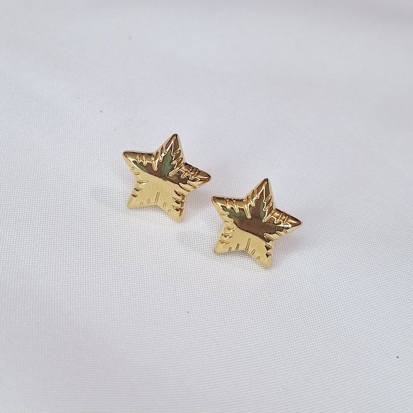 Star earring